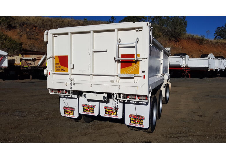 caption Cobbco Dog Tipper Trailer