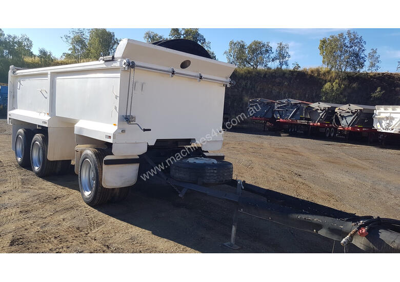 caption Cobbco Dog Tipper Trailer