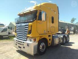 Freightliner Argosy - picture1' - Click to enlarge