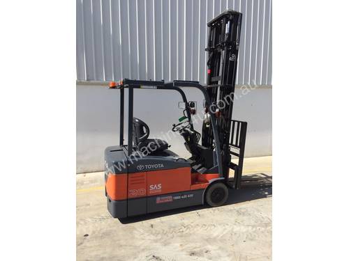 Toyota 2.0 Ton Electric Forklift 