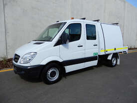 Mercedes Benz Sprinter Service Body Truck - picture0' - Click to enlarge