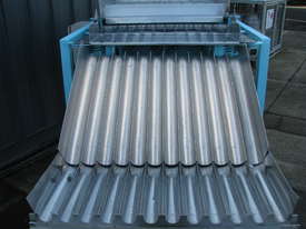 12 Channel Vibrating Vibratory Sorter Feeder - picture1' - Click to enlarge