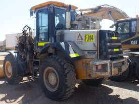 JCB Wheeled Loader - picture2' - Click to enlarge