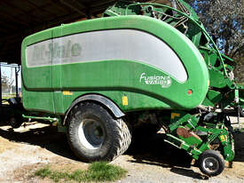 Integrated hay and silage baler - picture0' - Click to enlarge