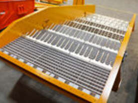 IFE Waste Screen - picture2' - Click to enlarge