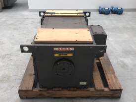 275 kw 370 hp 1290 rpm 500 volt Foot Mount 280 frame ASEA Type LAB280 DC Electric Motor - picture1' - Click to enlarge