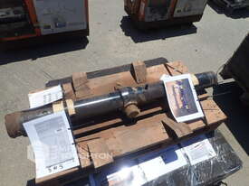 1 X CATERPILLAR BLADE CYLINDER (UNUSED) - picture0' - Click to enlarge