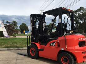 Brand new Hangccha 2.5 Ton Dual Fuel X Series Forklift - picture1' - Click to enlarge