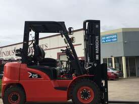 Brand new Hangccha 2.5 Ton Dual Fuel X Series Forklift - picture2' - Click to enlarge