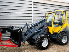 Mini Loader 3100mm Lift Height - picture0' - Click to enlarge