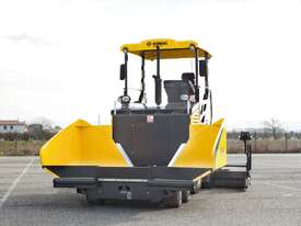 Bomag BF 300 C Pavers - picture2' - Click to enlarge