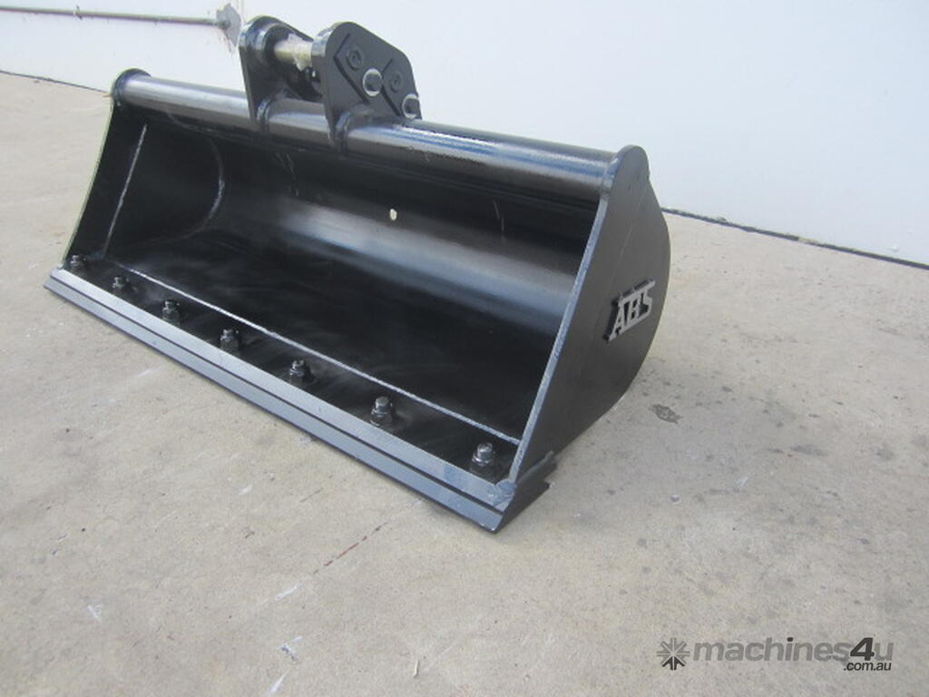 New australian bucket supplies Kubota 12 Tonne Mud Bucket 900mm 12