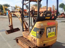 2012 CATERPILLAR 301.4C HYDRAULIC EXCAVATOR - picture2' - Click to enlarge