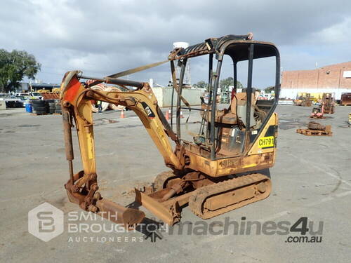 2012 CATERPILLAR 301.4C HYDRAULIC EXCAVATOR