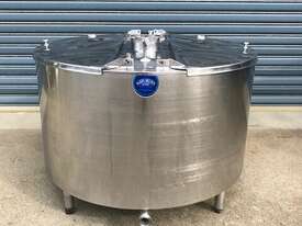 650lt Insulated Food Grade Stainless Steel Tank - picture0' - Click to enlarge