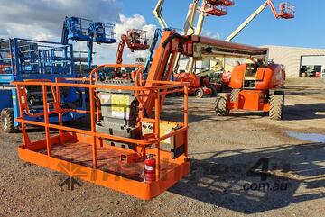 JLG 860SJ 86ft Straight Stick Boom Lift