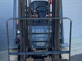 Used Toyota 2.5TON Forklift For Sale - picture1' - Click to enlarge