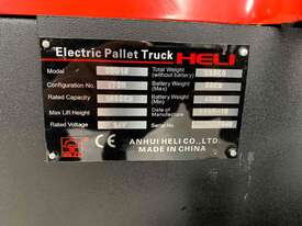 Electric Pallet Truck - picture1' - Click to enlarge