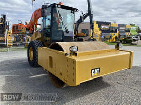 Caterpillar CS78B Roller  - picture0' - Click to enlarge