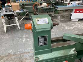 Australian Woodfast Wood Lathe - picture2' - Click to enlarge