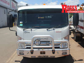 ISUZU NPR 300 DUAL CAB - picture0' - Click to enlarge