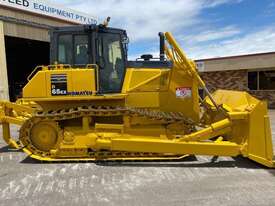 KOMATSU D65EX-17 STD TRACKED-DOZER - picture2' - Click to enlarge