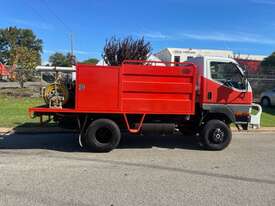 Truck Fire Truck Mitsubishi 3 tonne 1997 Ex-govt SN1261 - picture0' - Click to enlarge