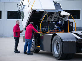 Kalmar Ottawa T2E+ Electric Terminal Tractor and shunt trucks - picture2' - Click to enlarge