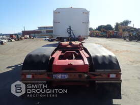 2012 MACK TITAN 8X6 PRIME MOVER - picture1' - Click to enlarge