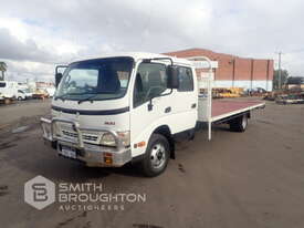 2010 HINO 300 XZU429R 4X2 TRAY TOP TRUCK - picture2' - Click to enlarge