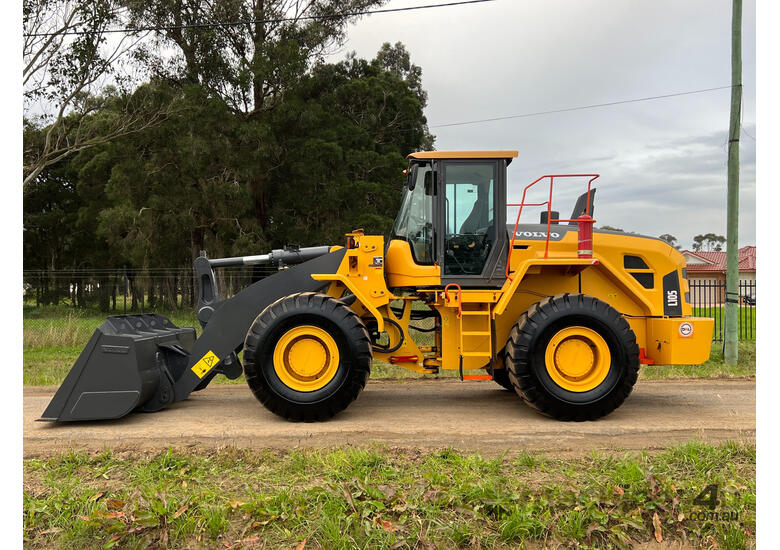 Used 2015 Volvo Volvo L105 Loader Tool Carrier Loader Wheel Loader in ...