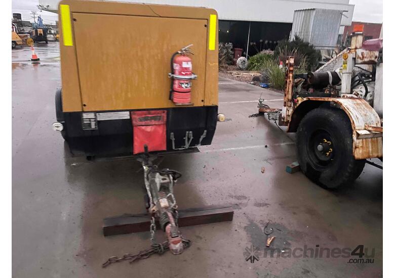 caption Compair C110-9 400cfm Portable Air Compressor