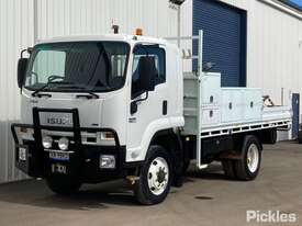 2009 Isuzu FSS - picture0' - Click to enlarge