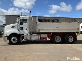 2011 Kenworth T403 - picture1' - Click to enlarge