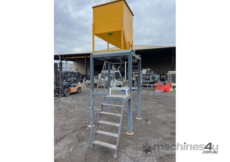Used 1500 Storage Bins in , Listed on Machines4u
