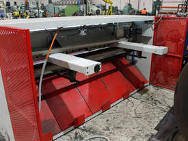 Metalmaster HG 860B Hydraulic NC Guillotine  - picture2' - Click to enlarge