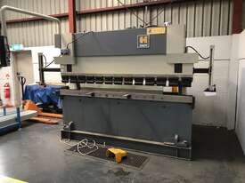 HACO Pressbrake 2.4m 60T - picture0' - Click to enlarge