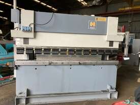 HACO Pressbrake 2.4m 60T - picture1' - Click to enlarge