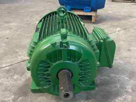 22 kw 30 hp 4-pole 1475 rpm 415v Foot Mount 180L frame IP66 AC Electric Motor WEG Model K36 W22 - picture1' - Click to enlarge