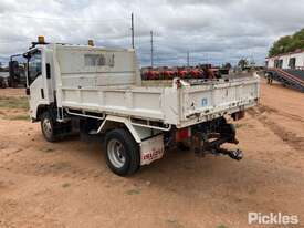 2008 Isuzu NPR 250 SWB - picture2' - Click to enlarge