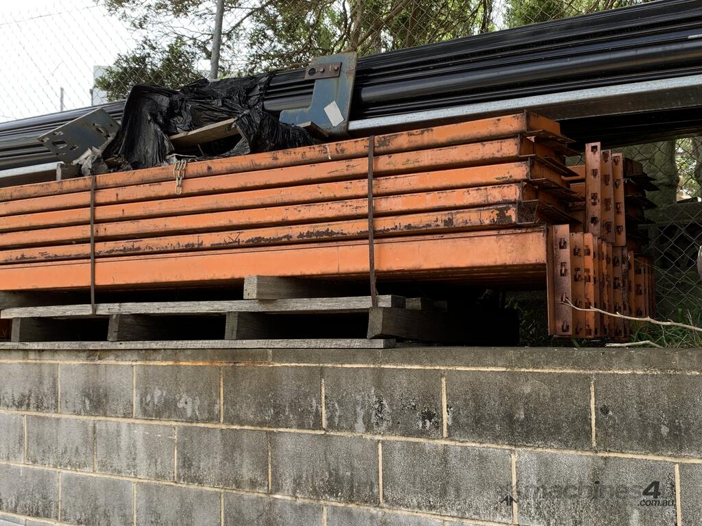 Used Not Specified Unknown Pallet racking extra large Racking/Shelving