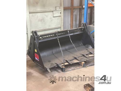 caption New NORM 4 in 1 Skidsteer Bucket 1585mm