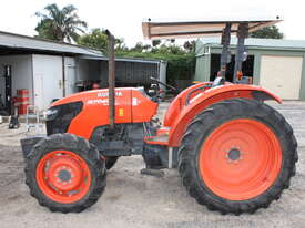 Kubota M7040 Rops 2012 - picture0' - Click to enlarge