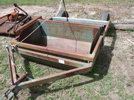 Trailing tractor scoop - picture0' - Click to enlarge