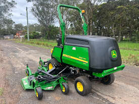 John Deere 1600 Wide Area mower Lawn Equipment - picture1' - Click to enlarge