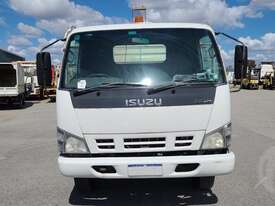 Isuzu NQR - picture0' - Click to enlarge