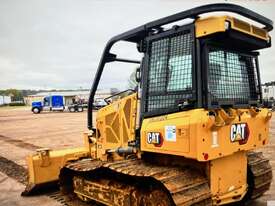 2021 CAT D1 LGP 1,200 hrs - picture0' - Click to enlarge