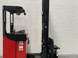 Linde 1.6t Stand On Reach Truck - as new condition - picture0' - Click to enlarge