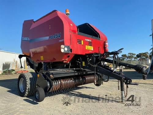 Case IH RB454