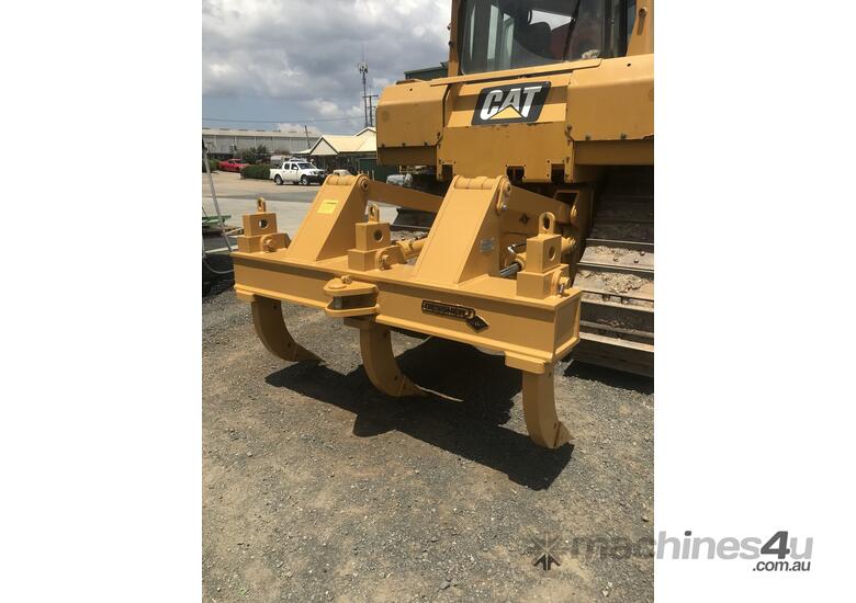 caption CAT D6H/R/T Lewis Ripper - Australian Made!